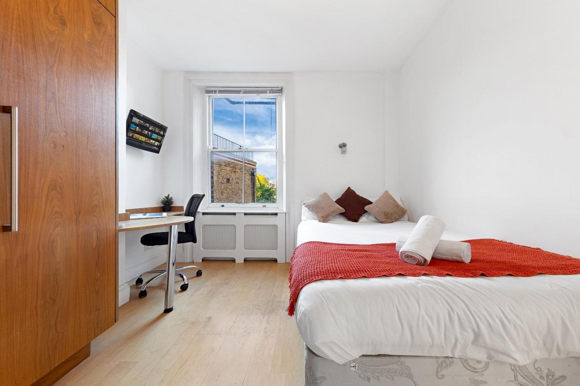 Luxury 4-Bedroom Modern Flat In Central London Steps From Station, Sleeps 9 In Style! Экстерьер фото