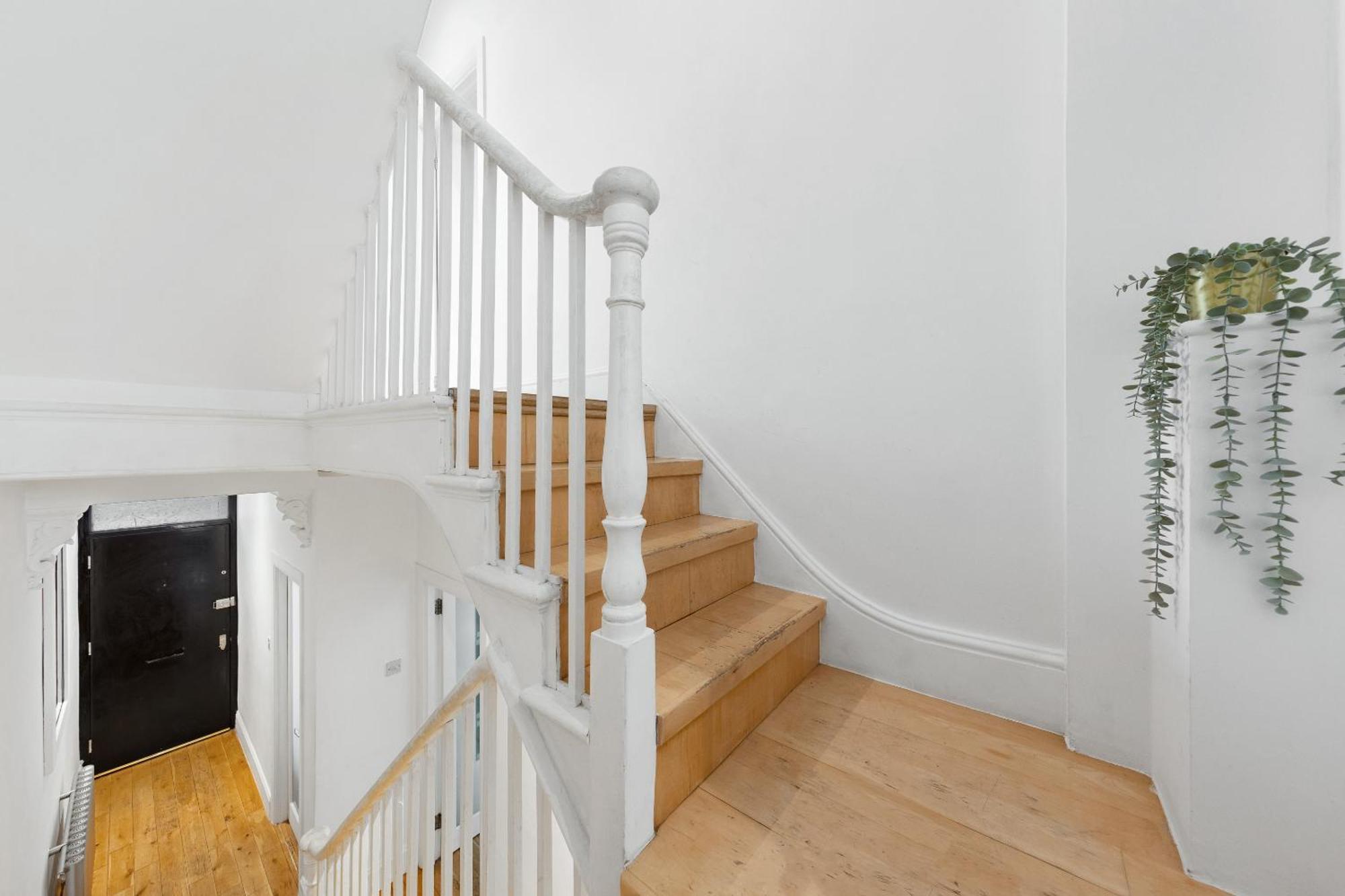 Luxury 4-Bedroom Modern Flat In Central London Steps From Station, Sleeps 9 In Style! Экстерьер фото