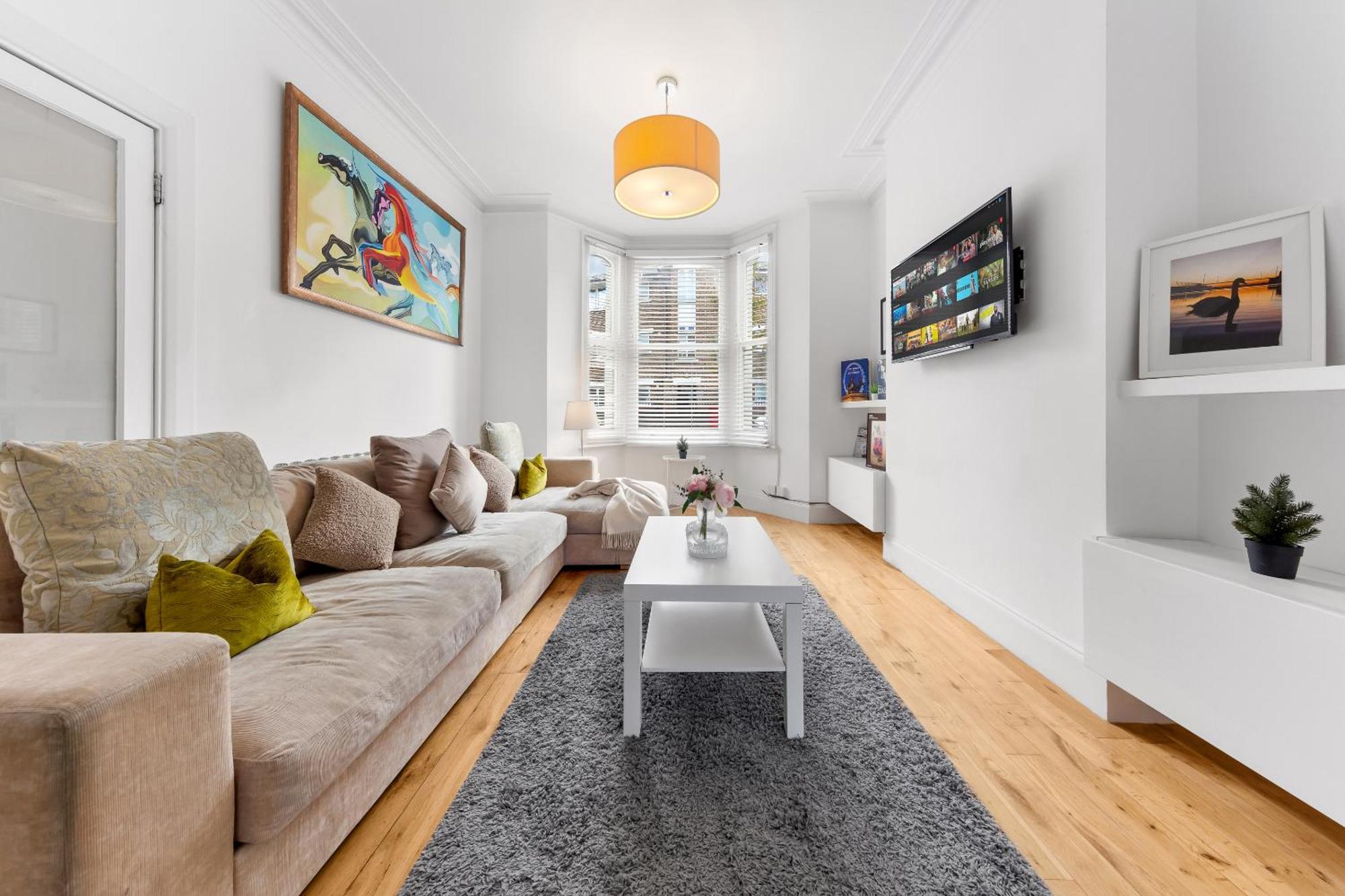 Luxury 4-Bedroom Modern Flat In Central London Steps From Station, Sleeps 9 In Style! Экстерьер фото
